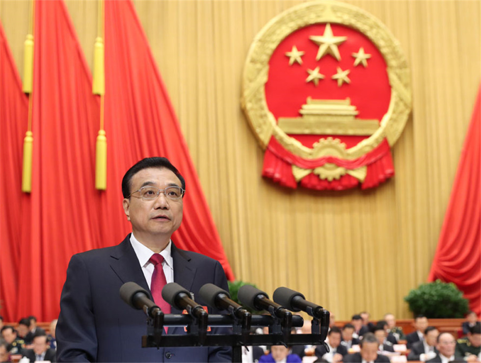 十二屆全國人大五次會議開幕，李克強作政府工作報告