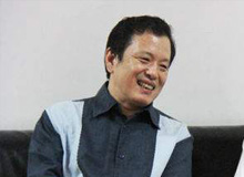 李敬澤：走到廣大讀者和朋友中去　　我們希望通過(guò)“大講堂”這樣的形式，讓作家能夠真正地走到廣大讀者和朋友中去……[詳細(xì)]