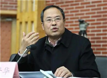 孟繁華：歷史天幕上的青春絕唱　　一部紅色歷史題材、青春熱血噴涌、心懷國家民族錦繡江山的小說，也是在藝術(shù)上迎難而上的小說。[詳細]