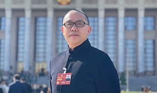 全國(guó)政協(xié)委員、《當(dāng)代電影》主編皇甫宜川　