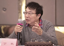 丁　帆：觸碰中國鄉(xiāng)土小說史詩的書寫　　真善美與假惡丑在中原鄉(xiāng)土大地上交鋒于無形、無聲、無相之中。[詳細(xì)]