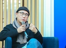 石一楓：徐坤的寫作沒有“標(biāo)準(zhǔn)答案”　　我特別佩服徐坤老師的一點(diǎn)是，她這么多年都在寫沒有標(biāo)準(zhǔn)答案的作品……[詳細(xì)]