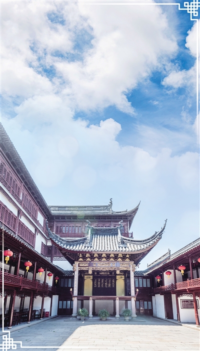 圖為上海豫園內(nèi)的古戲臺和看廊。 　　夏 淼攝（影像中國）