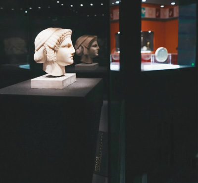 這次展覽共展出127件/套文物。  　　（中國文物交流中心供圖）