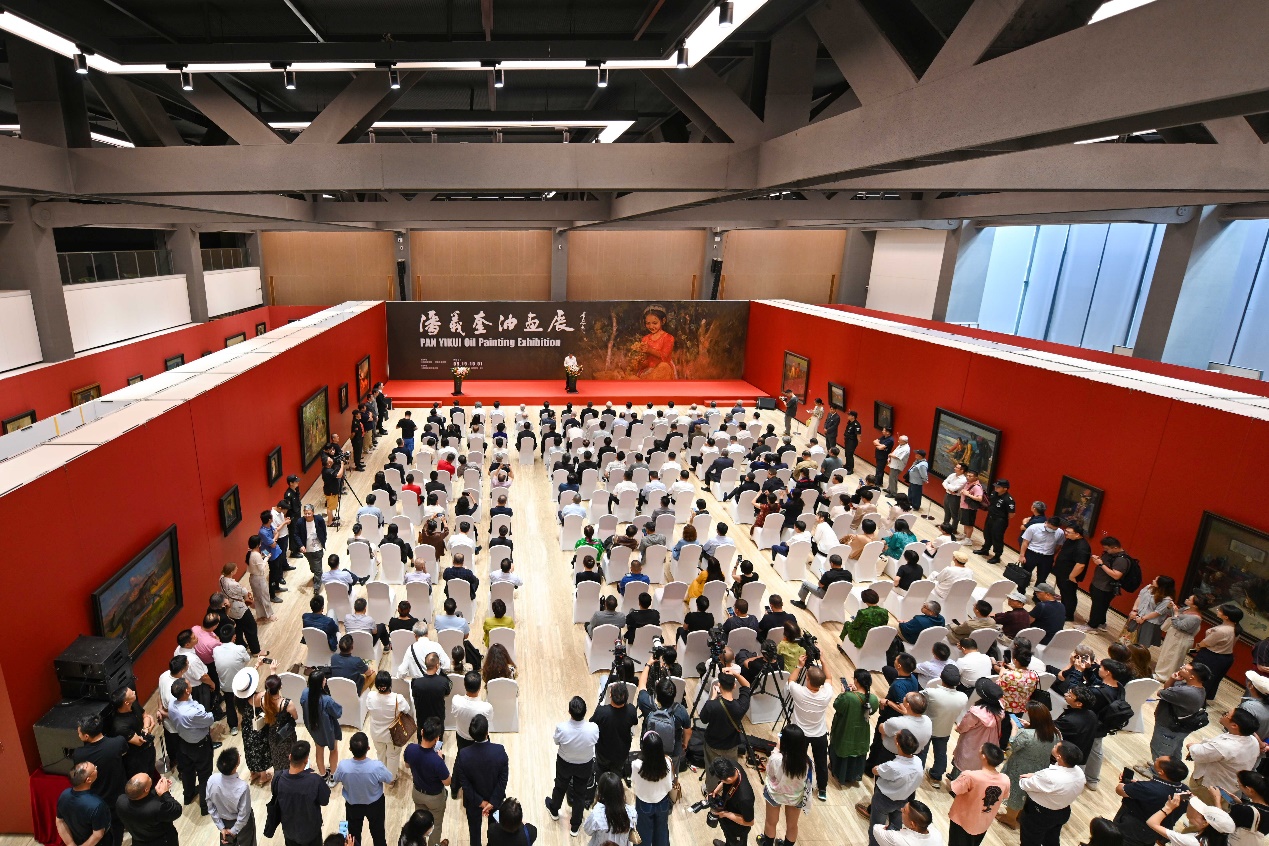 “潘義奎油畫展”開幕式現(xiàn)場(chǎng)