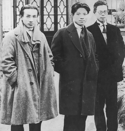 1920年代，國立藝術(shù)院創(chuàng)辦人林風(fēng)眠（左）、林文錚、吳大羽（右）