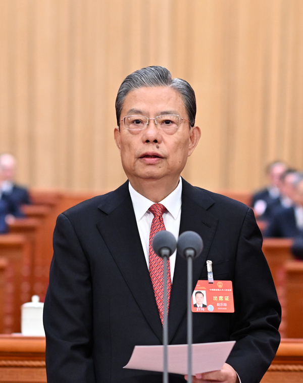 人大開(kāi)幕會(huì)12-3月5日，第十四屆全國(guó)人民代表大會(huì)第二次會(huì)議在北京人民大會(huì)堂開(kāi)幕。趙樂(lè)際主持開(kāi)幕會(huì)。新華社記者 謝環(huán)馳 攝