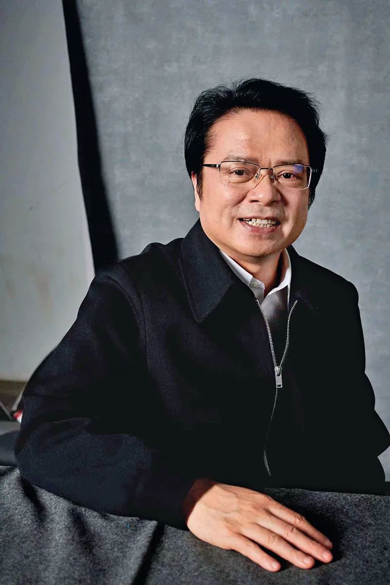 中國(guó)作家協(xié)會(huì)副主席、茅盾文學(xué)獎(jiǎng)得主陳彥