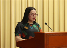 馬金蓮：耐得住寂寞，守得住清貧　　24年來，繁雜瑣碎的工作生活之余，我堅持文學(xué)夢想，發(fā)表作品600多萬字，出版作品21部……[詳細]