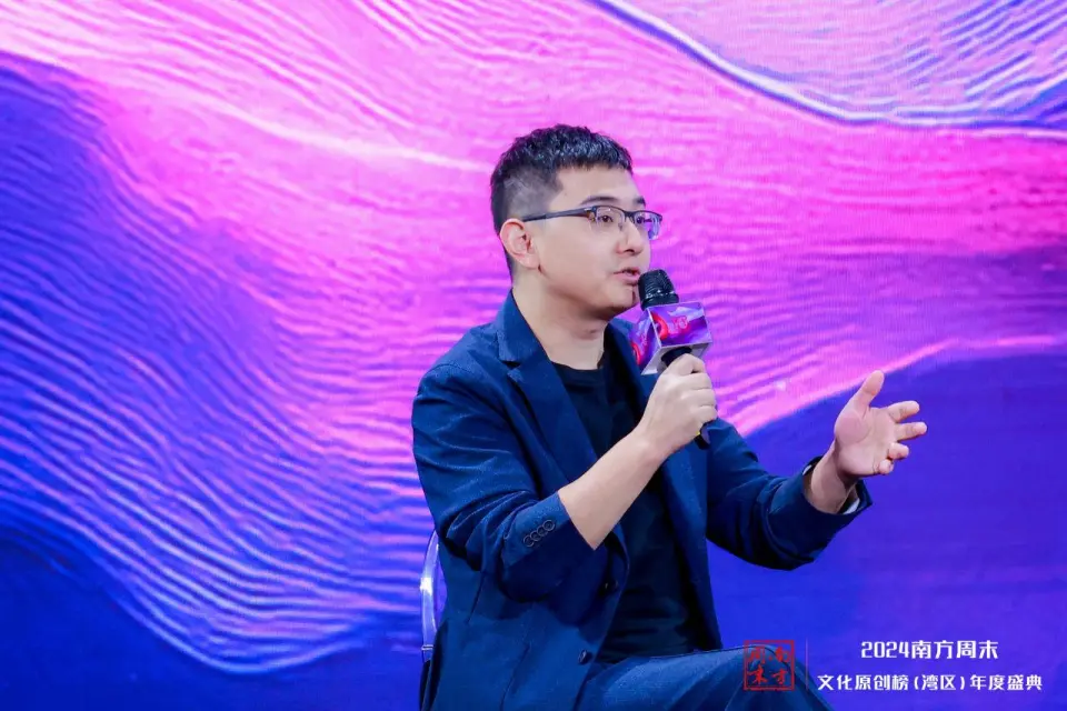 六神磊磊最早憑借解讀金庸小說的自媒體文章成名，近年開始解讀唐詩。