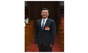 全國(guó)政協(xié)委員、人民日?qǐng)?bào)社原副總編輯王一彪