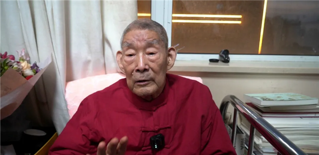 跟原本的徐光耀一起成長